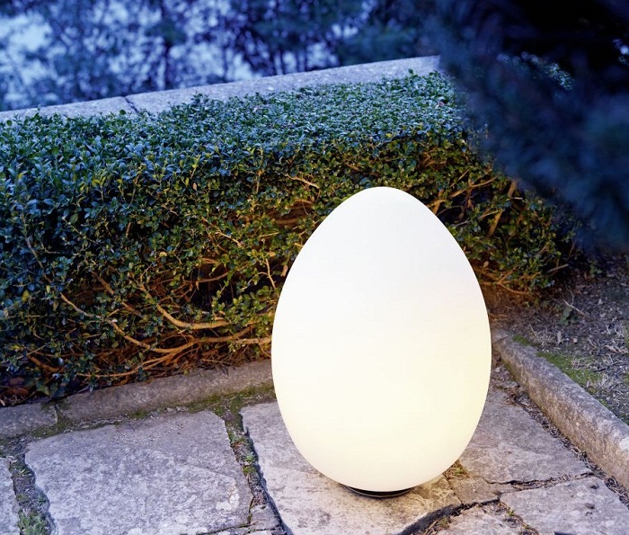 Uovo 3938 Outdoor Lighting by Fontana Arte Lamps